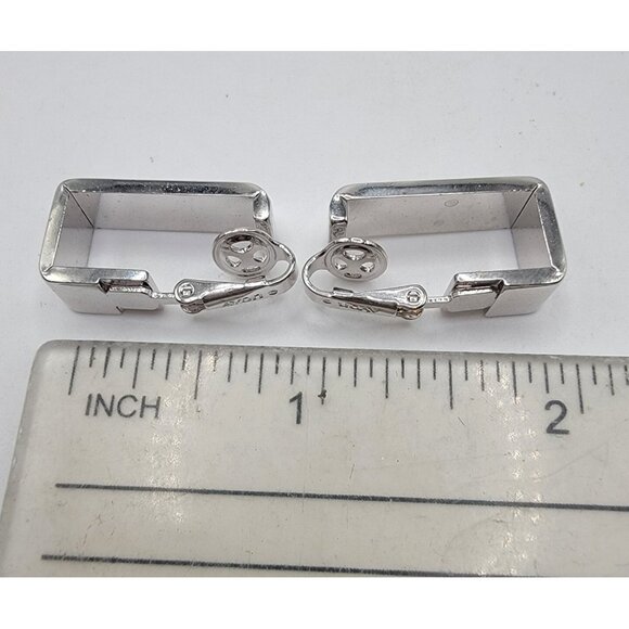 Beautiful Signed Avon Silver‎ Tone Clip On Earrings - Picture 2 of 4